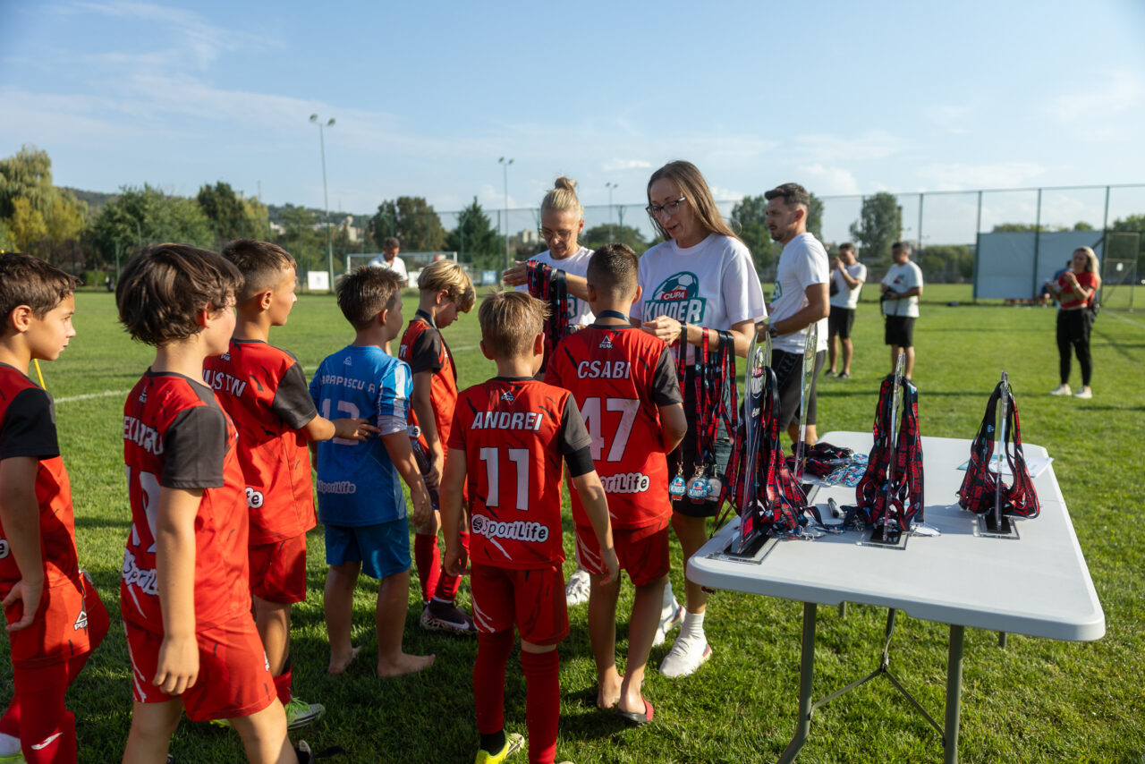 Cupa E.ON Kinder | Peste 700 de copii și 63 de echipe la o nouă ediție încheiată cu succes 1 photo-46